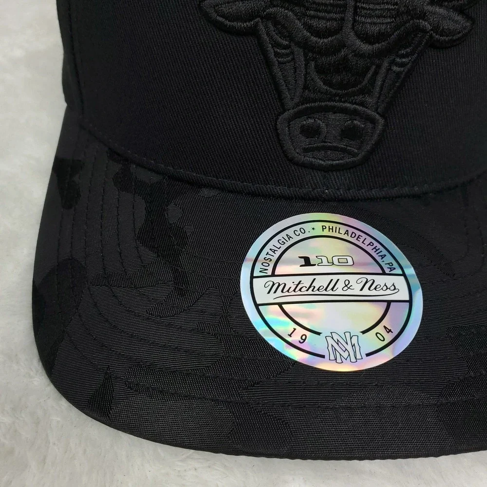 Chicago Bulls Mitchell & Ness NBA Flexfit 110 Snapback Hat Cap 3D Logo Black NWT